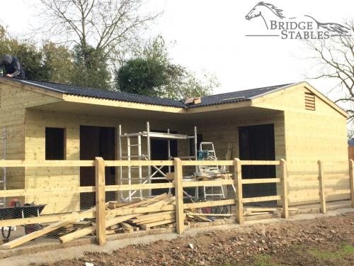 L Shape Stable Installation