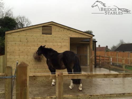 L Shape Stable Installation